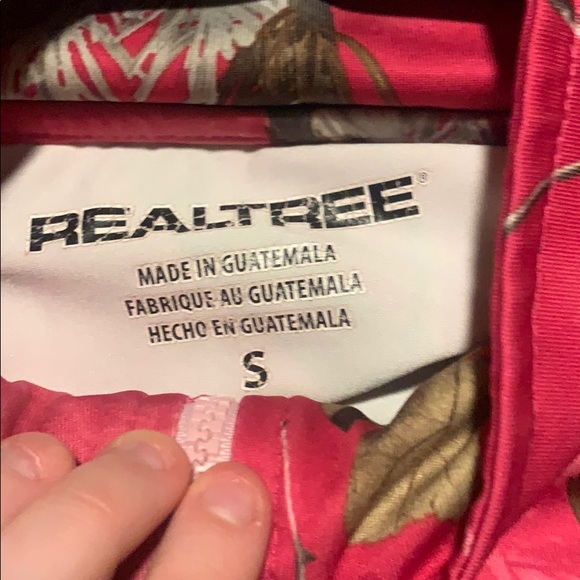 Realtree jacket - Picture 2 of 3